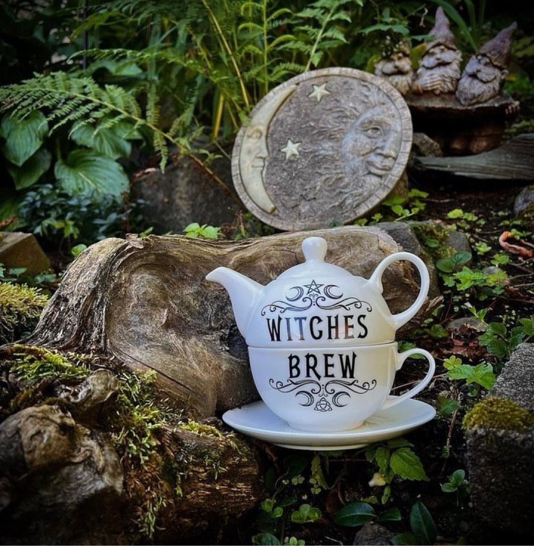 Witches Brew Tea Set